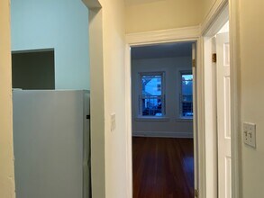 60 Brighton Ave, Unit 109 in Boston, MA - Foto de edificio - Building Photo