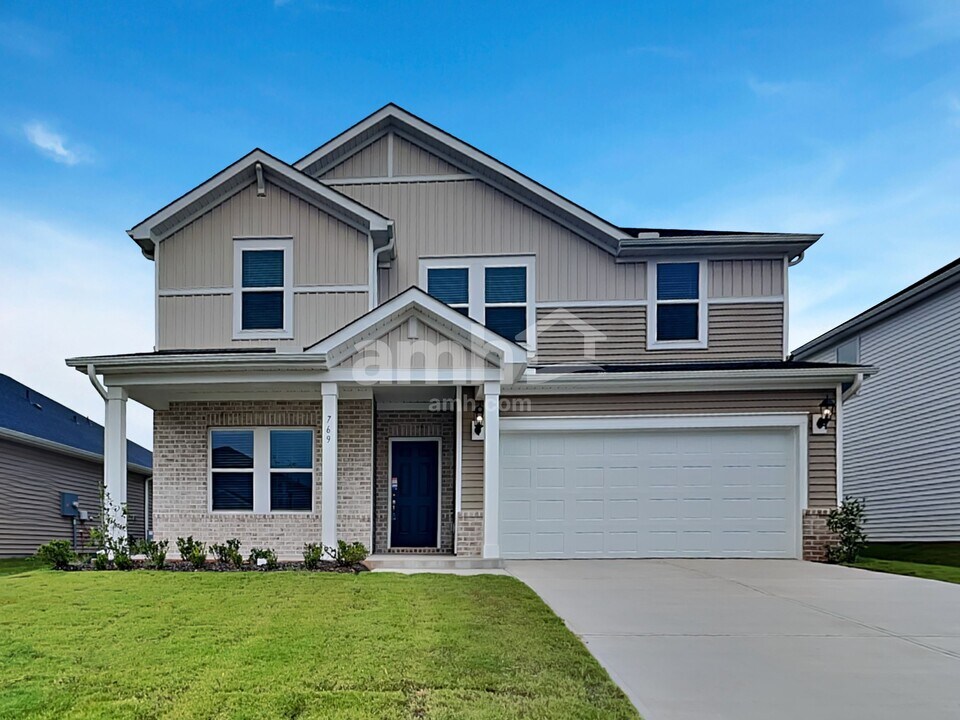 769 Treeline Rd in Moore, SC - Building Photo