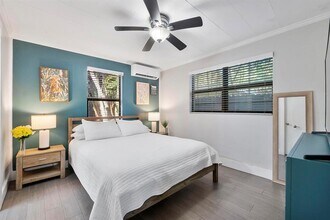 551 SW 13th Ave, Unit 1 in Fort Lauderdale, FL - Foto de edificio - Building Photo