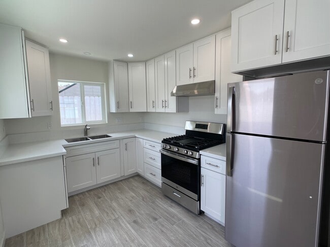 property at 1623 N 6th St