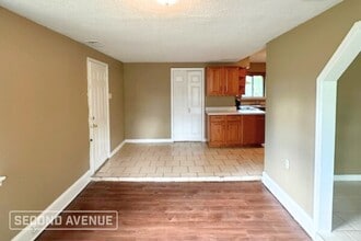 4387 Cottonwood Rd in Memphis, TN - Foto de edificio - Building Photo