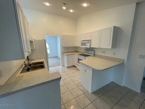 1601 Flora Ave S in Lehigh Acres, FL - Building Photo - Building Photo