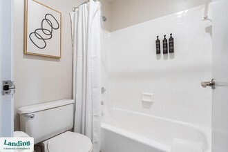 1000 Palm Pl Dr NE, Unit 1736 in Palm Bay, FL - Building Photo - Building Photo