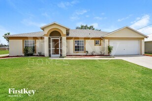 1229 SW 18th Ave in Cape Coral, FL - Building Photo