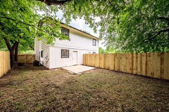 5708 Spoke Ct in Austin, TX - Building Photo - Building Photo