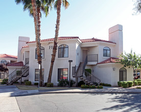 San Palmilla in Tempe, AZ - Foto de edificio - Building Photo