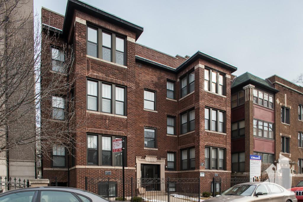 3710 N Wilton Ave, Unit G in Chicago, IL - Foto de edificio