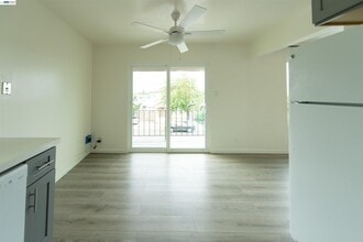 3639 Patterson Ave in Oakland, CA - Building Photo - Building Photo