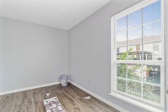 8657 Village of Fondren in Houston, TX - Building Photo - Building Photo