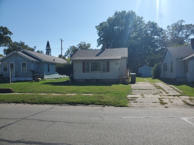 1722 E Calvert St in South Bend, IN - Building Photo - Building Photo