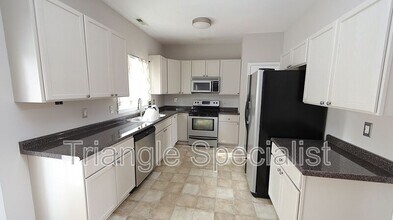 210 Newberry Ln in Durham, NC - Building Photo - Building Photo