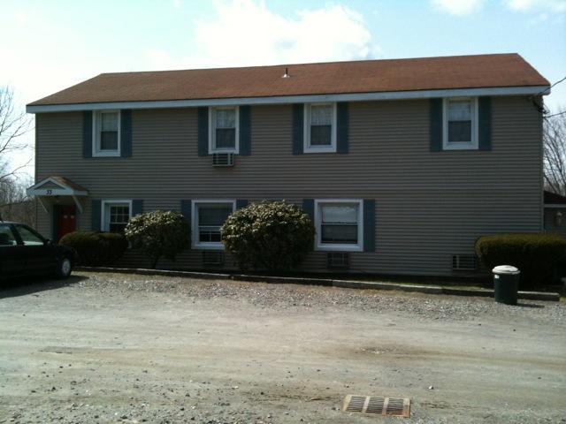 31-33 Farm To Market Rd in Brewster, NY - Building Photo