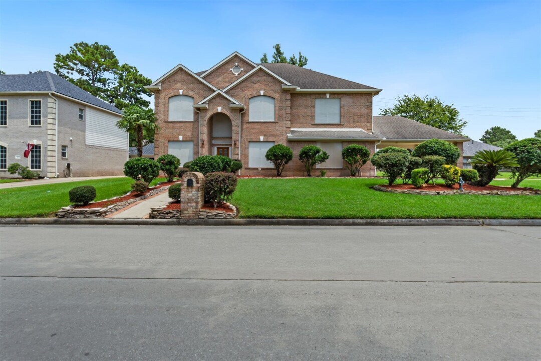 18714 Aquatic Dr in Humble, TX - Building Photo