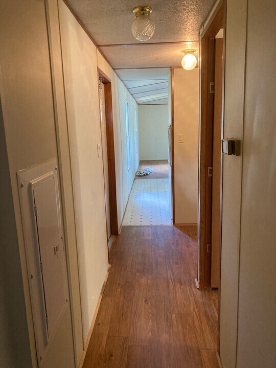 183 Woodrow Run, Unit 183 Woodrow in Aberdeen, NC - Building Photo