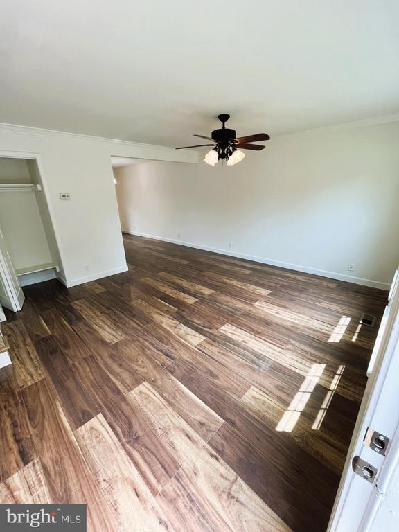 402 E Furman Dr in Sterling, VA - Building Photo - Building Photo