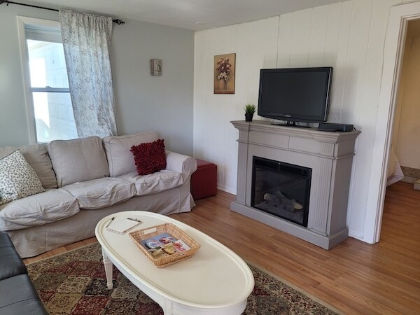 219 Lewis St in Castle Rock, CO - Building Photo