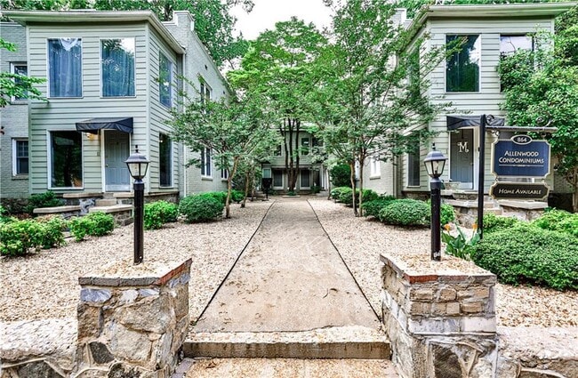 property at 864 Charles Allen Dr NE