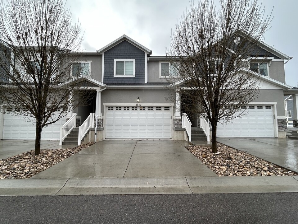 4087 W 1630 N in Lehi, UT - Building Photo