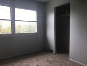 1424-1426 Lathrop St in Fairbanks, AK - Building Photo - Building Photo