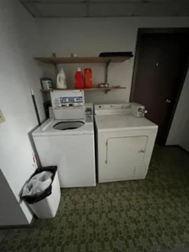 property at 102 Rob Roy Ln