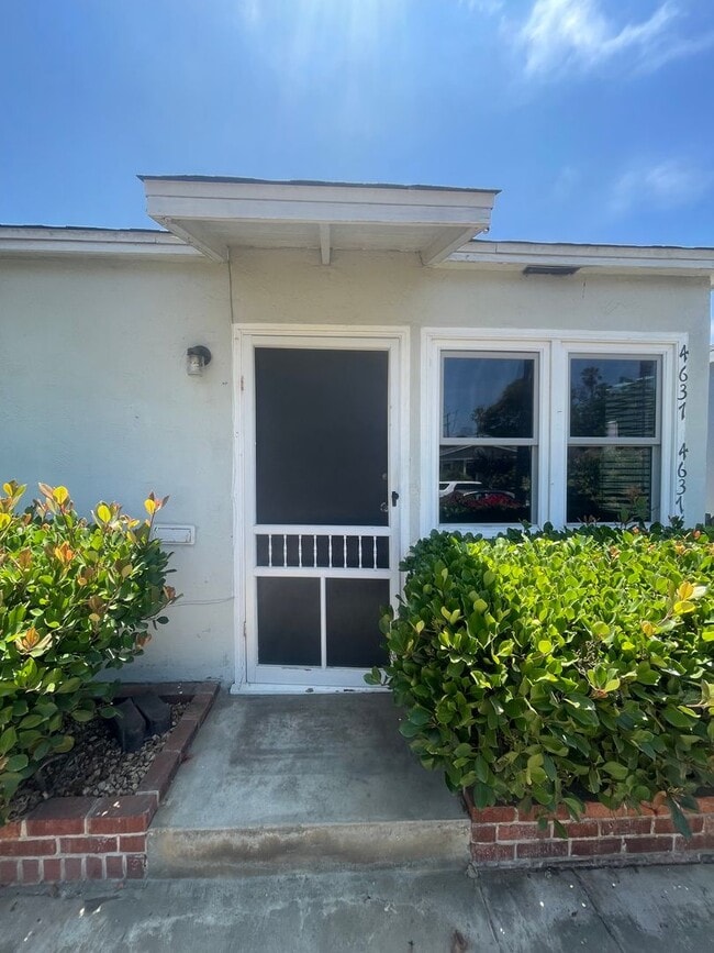 property at 4639 1/2-4637-4632 Larkspur St