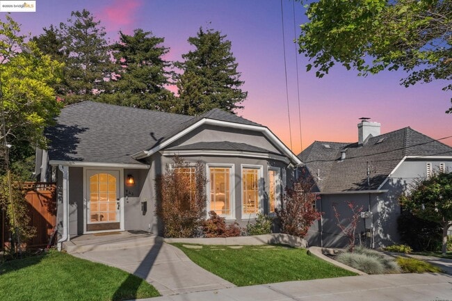 property at 946 Alma Pl