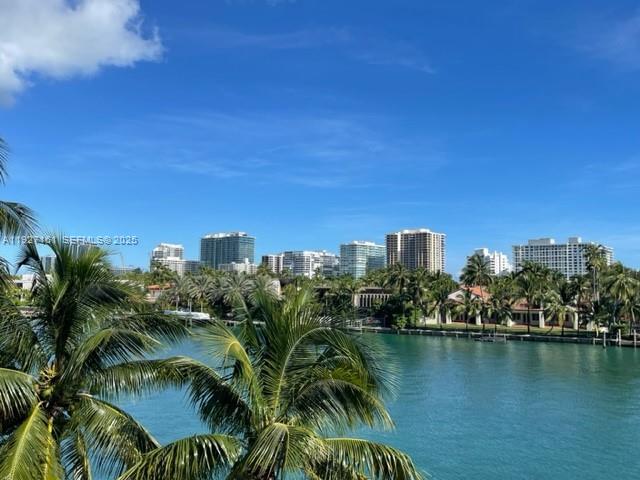 9721 E Bay Harbor Dr in Bay Harbor Islands, FL - Building Photo - Building Photo