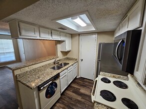 2500 E Park Blvd in Plano, TX - Building Photo - Building Photo