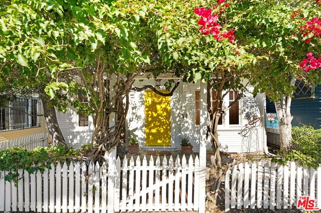 219 Market St in Los Angeles, CA - Building Photo - Building Photo