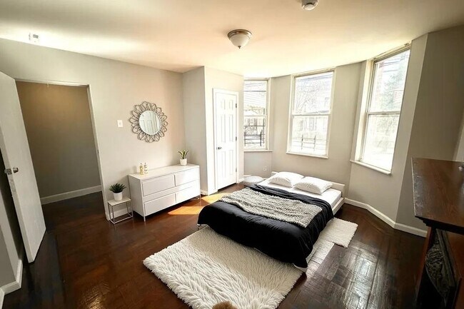 229 Garfield Ave in Jersey City, NJ - Building Photo - Building Photo