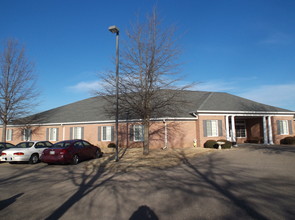 Willow Oaks Independent Living in Dyer, TN - Foto de edificio - Building Photo