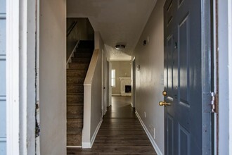 293 Juliet Ln SW in Marietta, GA - Building Photo - Building Photo