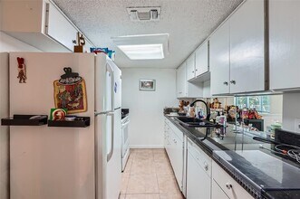 6810 Thorncliffe Dr in Austin, TX - Building Photo - Building Photo