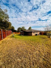 4810 SE Brigadoon Pl in Lawton, OK - Building Photo - Building Photo