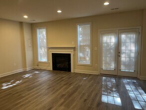 16099 Pitner St in Haymarket, VA - Building Photo - Building Photo