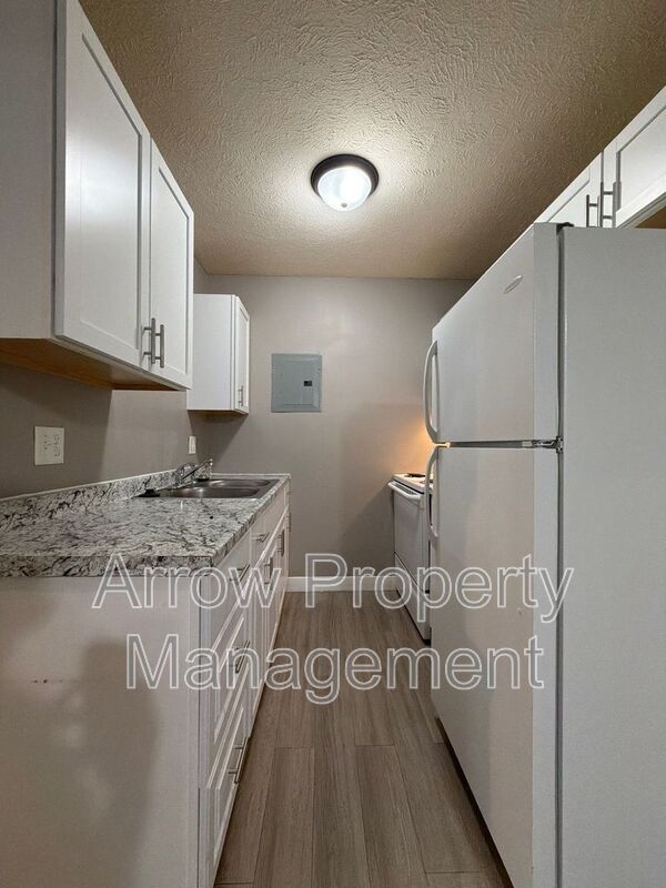 property at 1730 G St