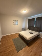 5202 Leverett St in Oxon Hill, MD - Foto de edificio - Building Photo