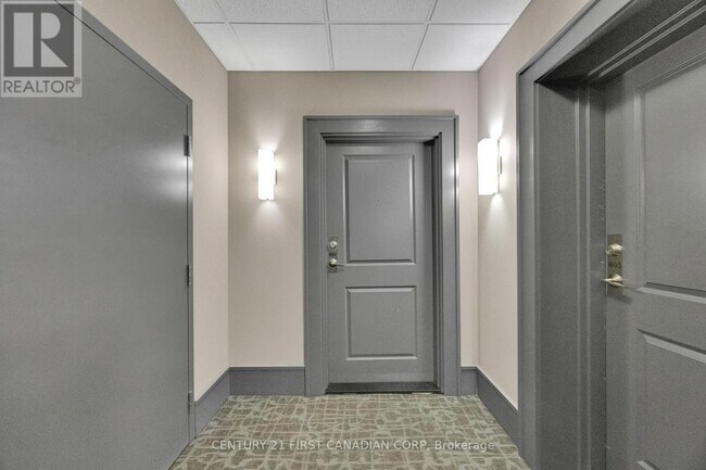 330 Ridout St N in London, ON - Building Photo - Building Photo