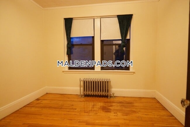 349 Pleasant St