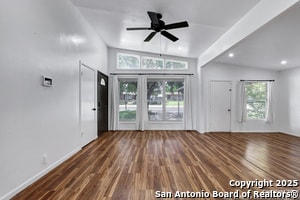 551 Lanark Dr in San Antonio, TX - Building Photo - Building Photo