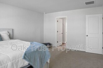 121 Carolina Grv Blvd in Moncks Corner, SC - Building Photo - Building Photo