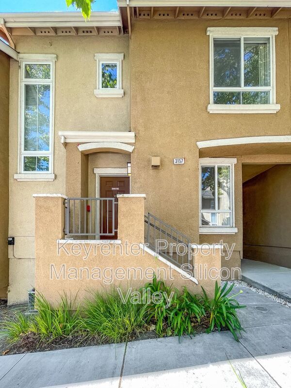 property at 3157 Regency Ave