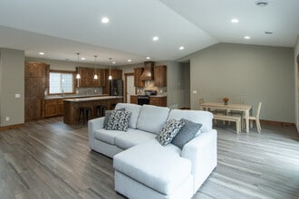 11607 Forestview Dr in Baxter, MN - Building Photo - Building Photo