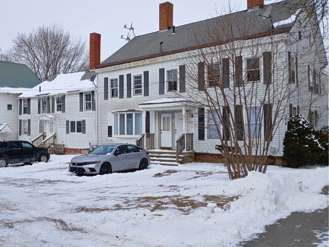 166 Essex St in Bangor, ME - Building Photo - Building Photo