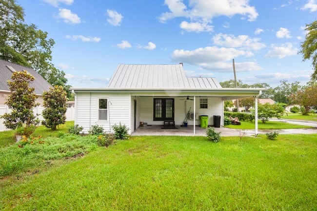 814 C St in New Bern, NC - Building Photo - Building Photo