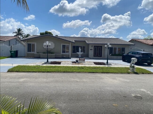 property at 1907 SW 131st Pl Ct