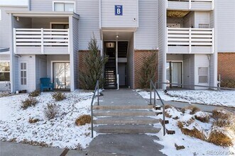 7665 E Eastman Ave in Denver, CO - Building Photo - Building Photo