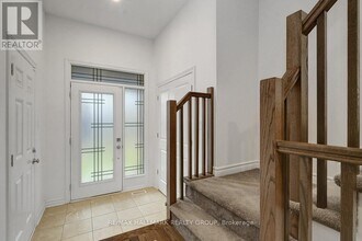 91 Canvasback Rdg in Ottawa, ON - Building Photo - Building Photo