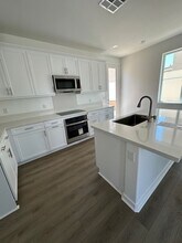 31649 Cobalite Dr in Winchester, CA - Building Photo - Building Photo