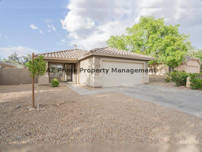 5202 W Hartford Ave in Glendale, AZ - Foto de edificio